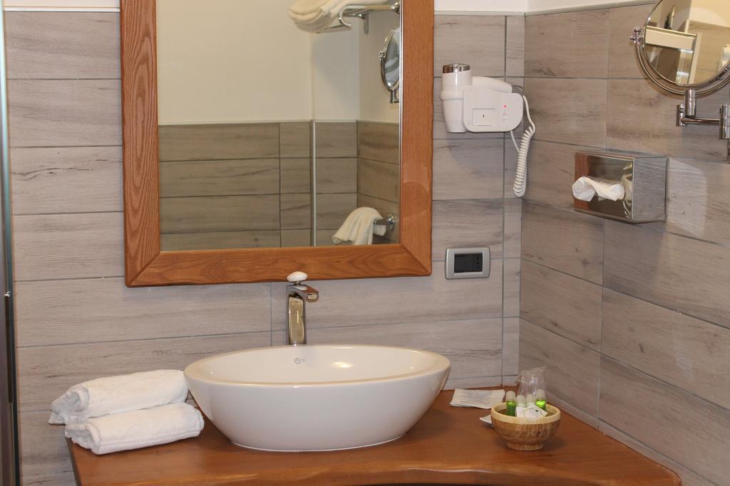 Superior Double or Twin Room,114741482:JPEG